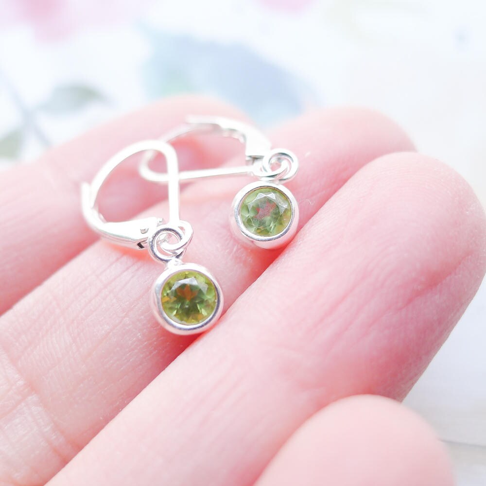 Peridot Earrings Lever back