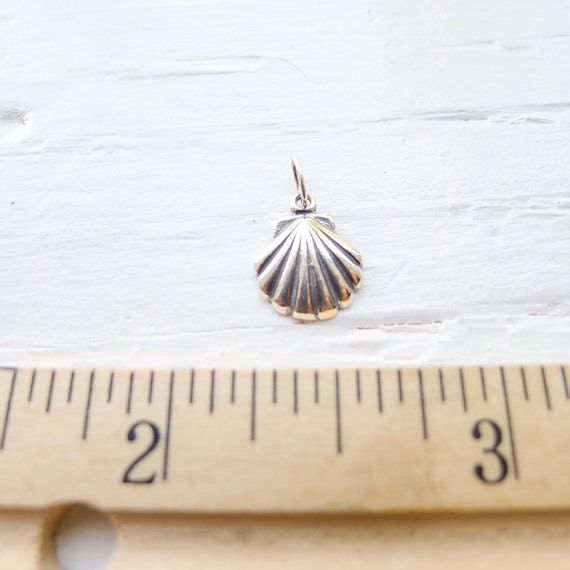 Clamshell Pendant Shell Charm Sterling Silver Ocean Sea Shells Seashell