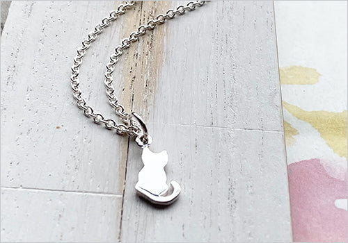 tiny sterling silver sitting kitten necklace cat charm with basic sterling cable chain